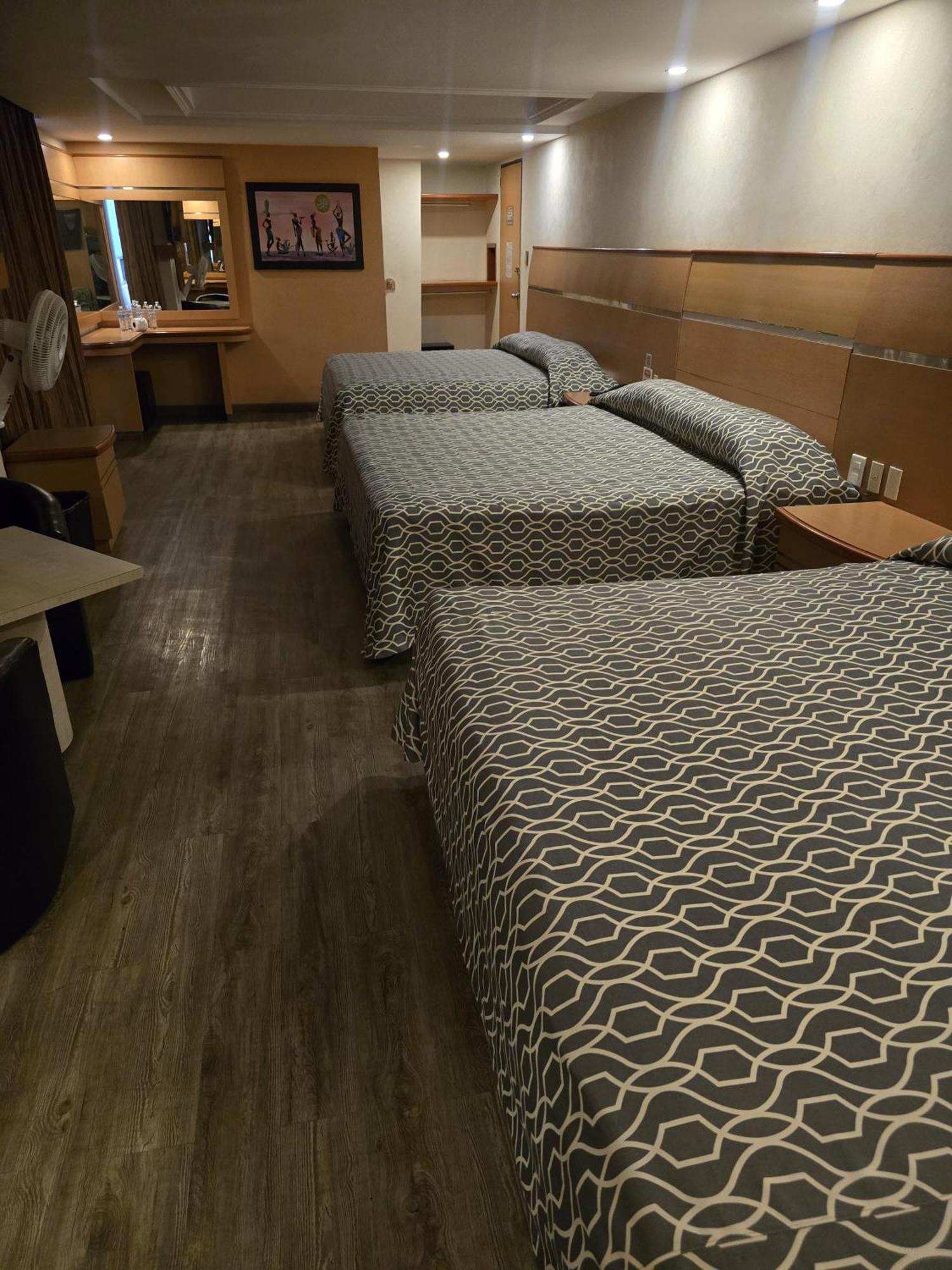 Hotel Y Villas Gran Via Mexikóváros Kültér fotó