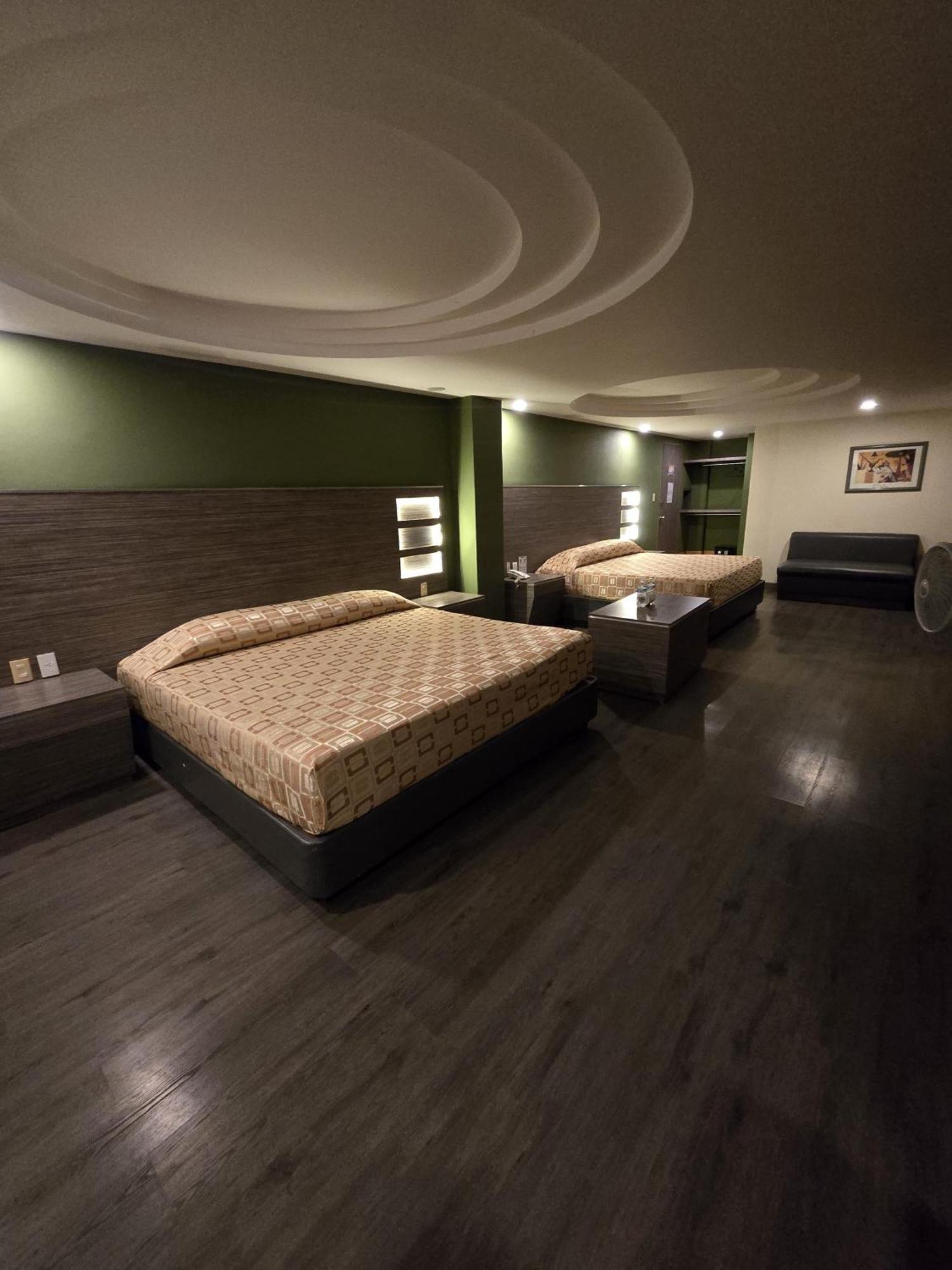 Hotel Y Villas Gran Via Mexikóváros Kültér fotó
