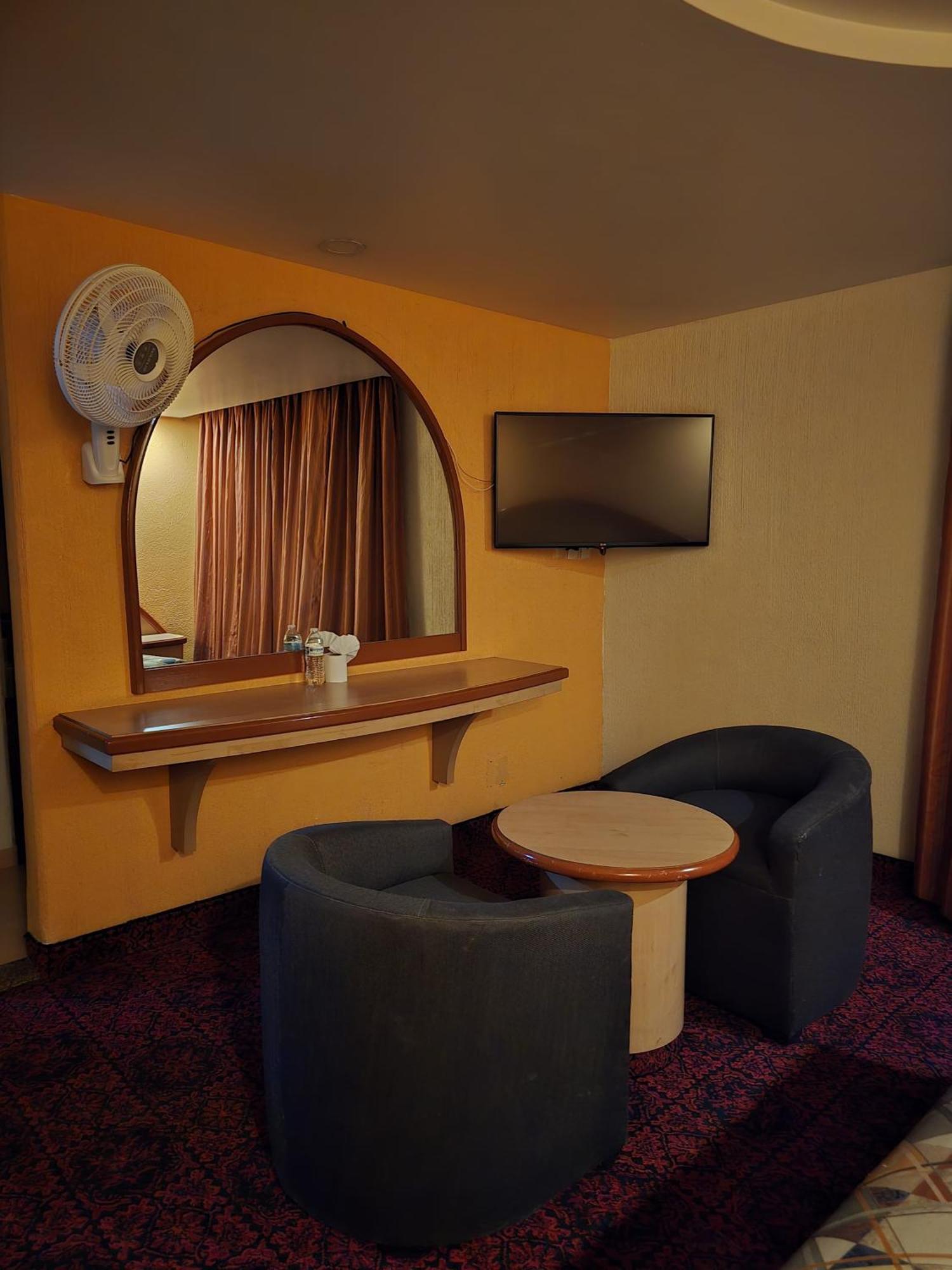 Hotel Y Villas Gran Via Mexikóváros Kültér fotó